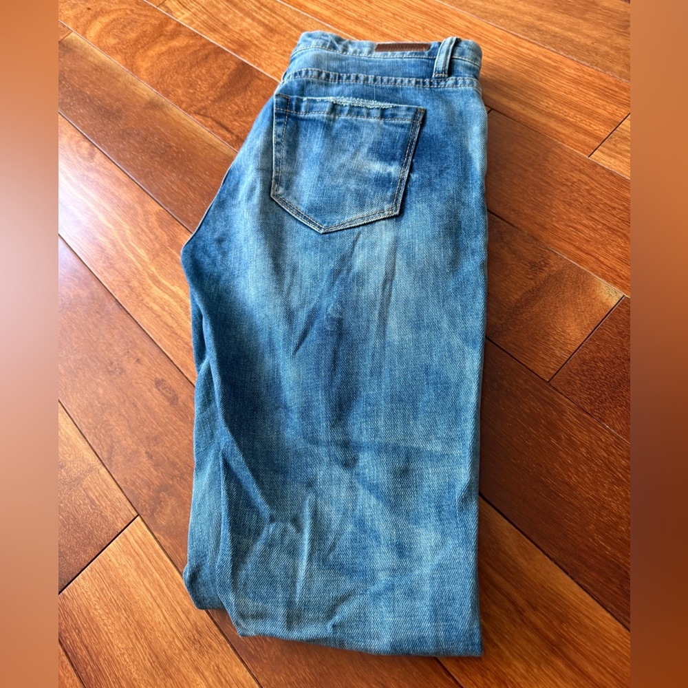 Blank NYC distressed jeans size 26